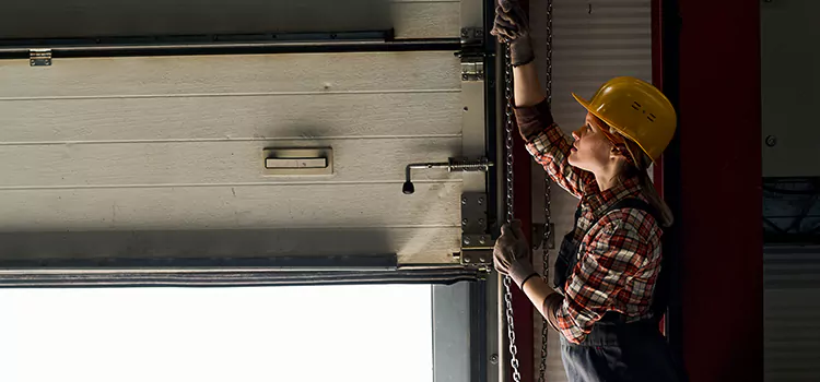 Addressing Common Garage Door Stoppage Issues in Savannah, GA