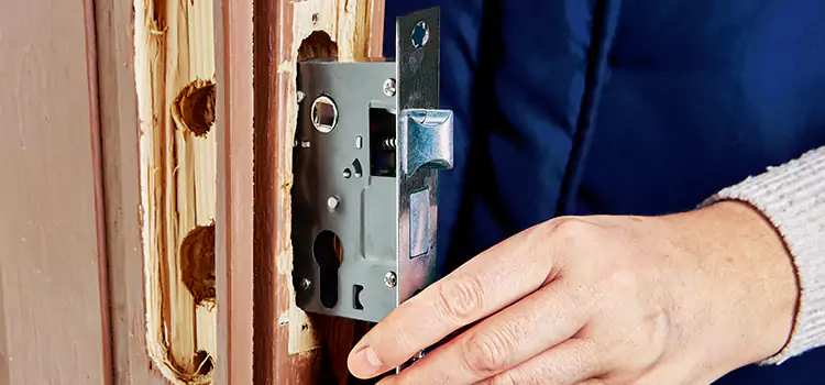Garage Door Lock Replacement Savannah